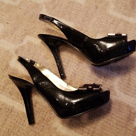 Shoes - Picture 2 of 4